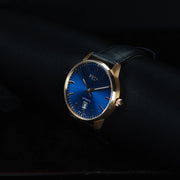 Luxury watch (195.90.201.01): watch face angled view right zoomed out